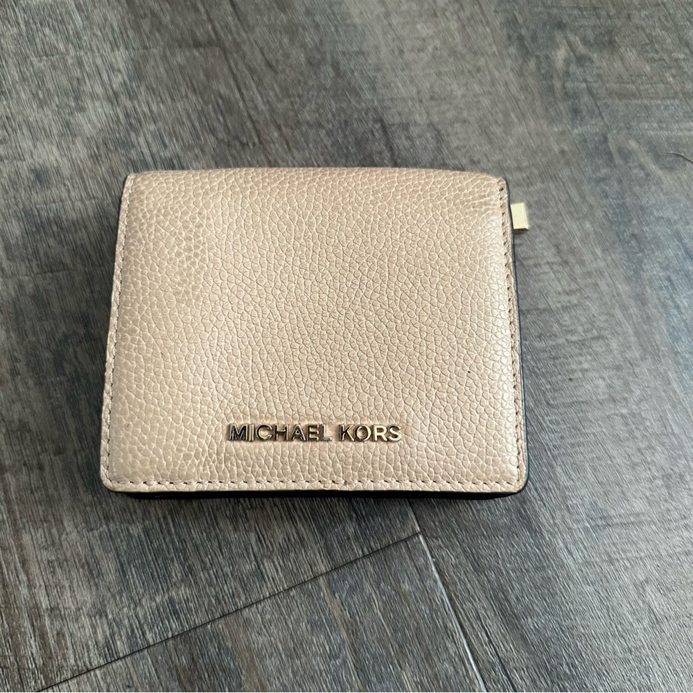 Michael Kors Gold Wallet